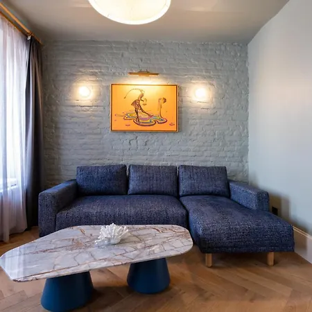 Mayer Apartahotel