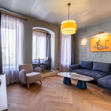 Hotel apartamentowy Mayer