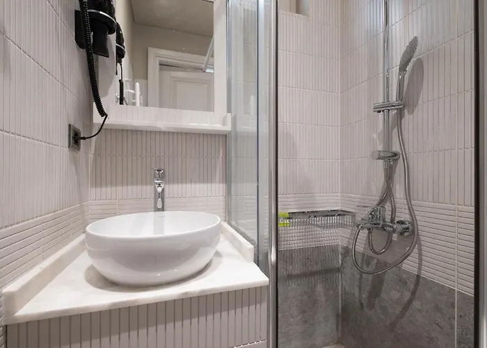 Mayer アパートホテル