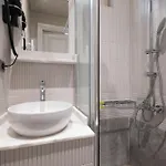 Mayer Aparthotel
