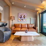 Mayer Aparthotel